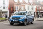 Dacia Logan MCV Stepway 2017 года (UK)